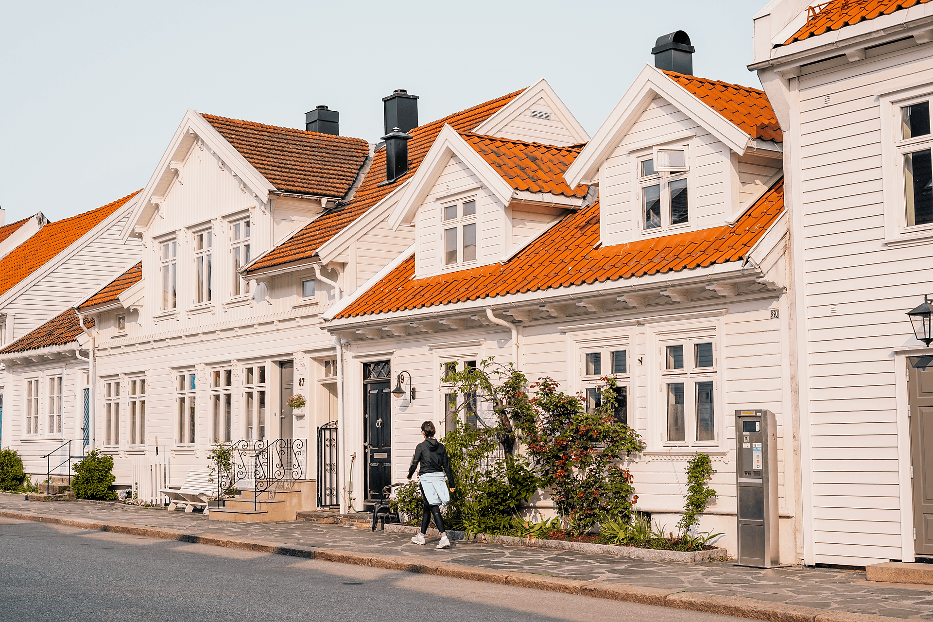 Kristiansand - _Posebyen_ charming, old, white wooden houses_Frida Neverdal - Visit Sørlandet.png