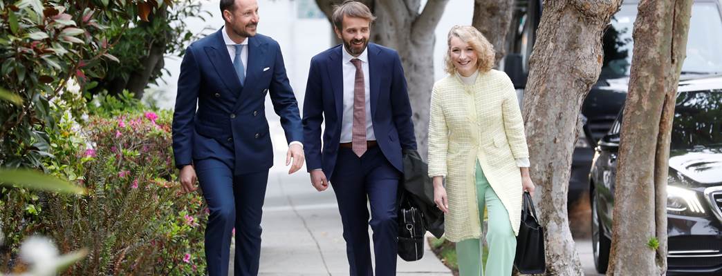 H.R.H. Crown Prince Haakon, Vestre and Tung outside the Norwegian Residence in San Francisco - Photo:Tom Hanssen/Innovation Norway