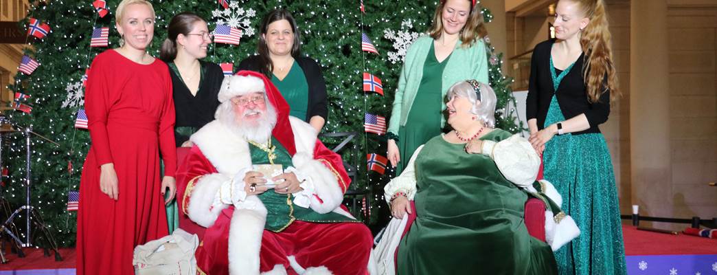 TenThing with Santa Claus.