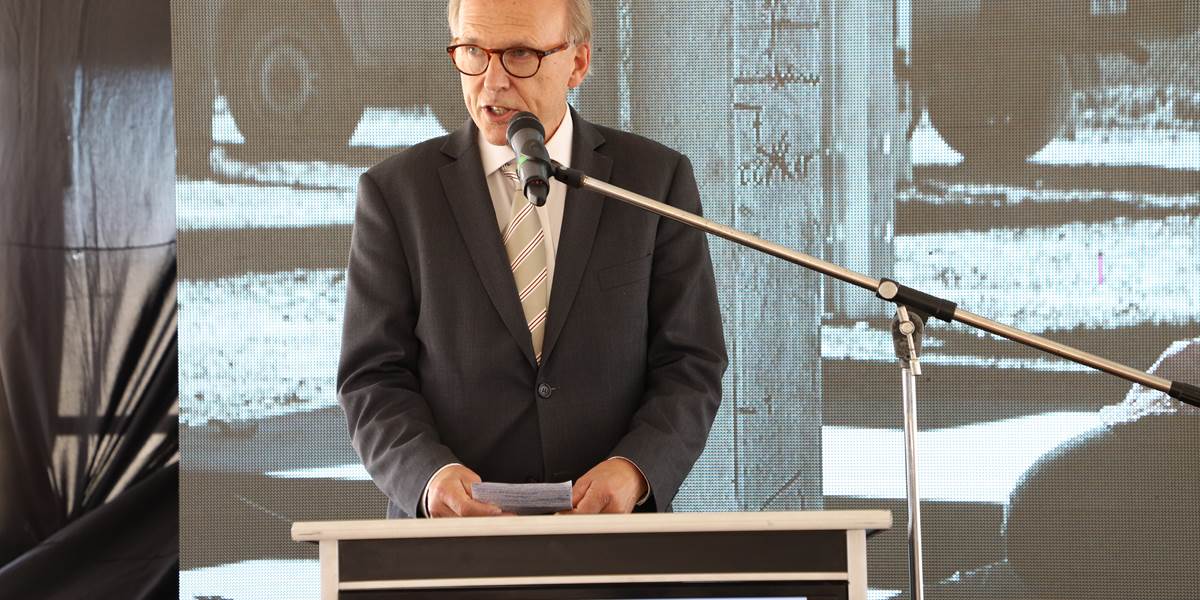 Embajador Lars Vaagen inauguracion de SCATEC SanJuan