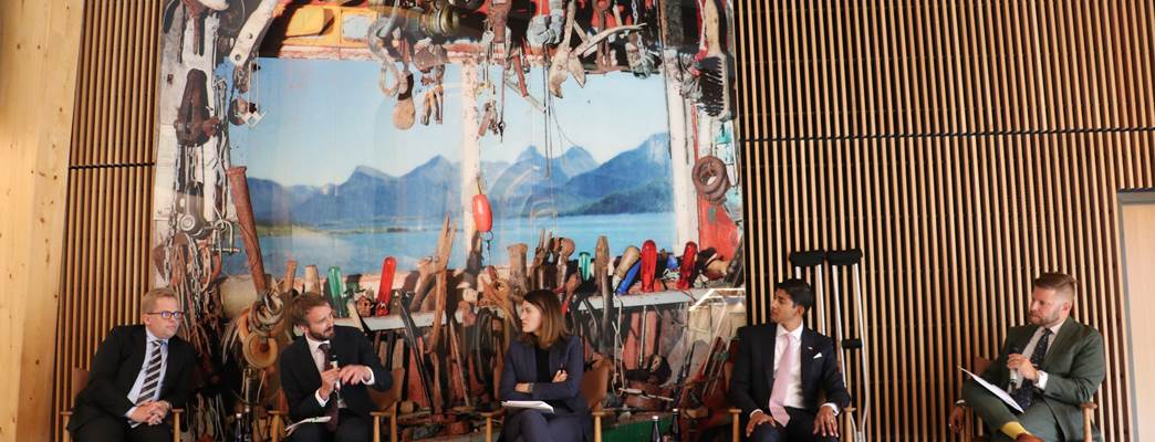 The panelists onstage.