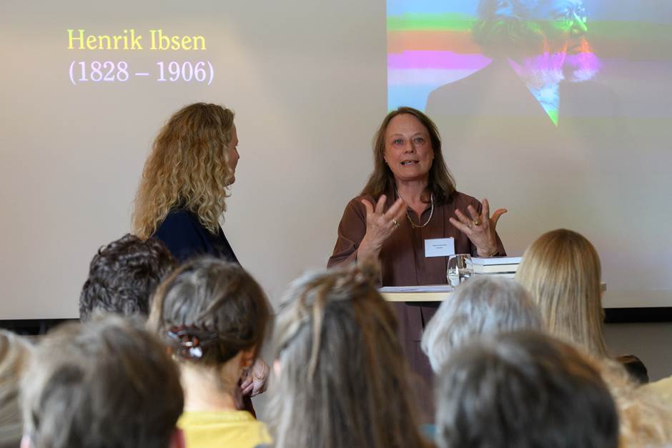 Gro Frank Rasmussen og Merete Pryds Helle 