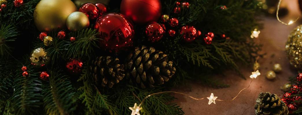 Holidays photo - Photo:Photo by Arina Krasnikova: https://www.pexels.com/photo/christmas-decoration-on-the-table-6218737/