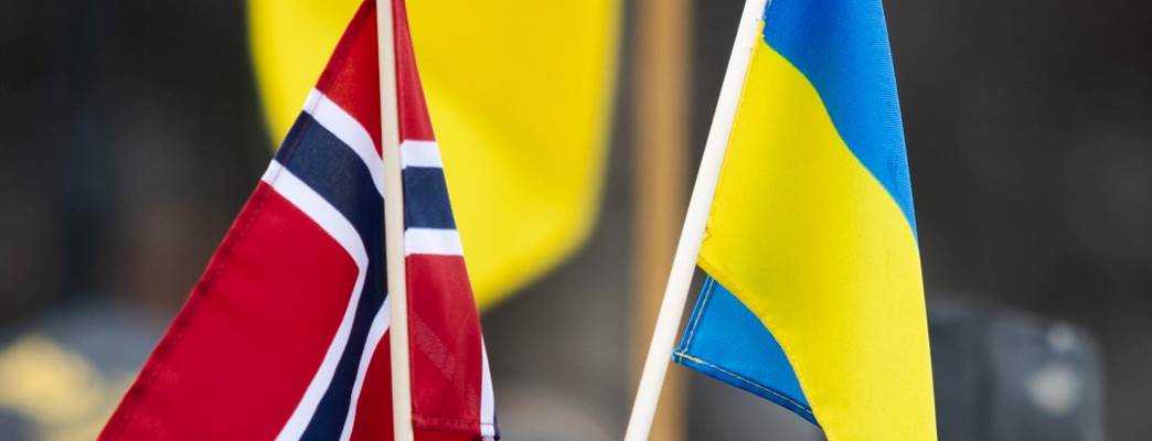 Banderas de Noruega y Ucrania - Foto:Norwegian MFA