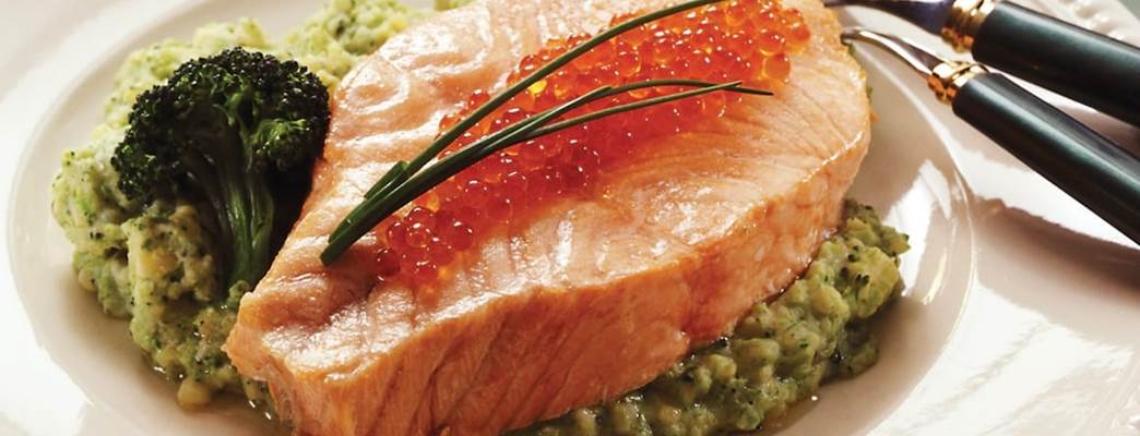full_butterflied-norwegian-salmon-with-potato-broccoli-puree.jpg