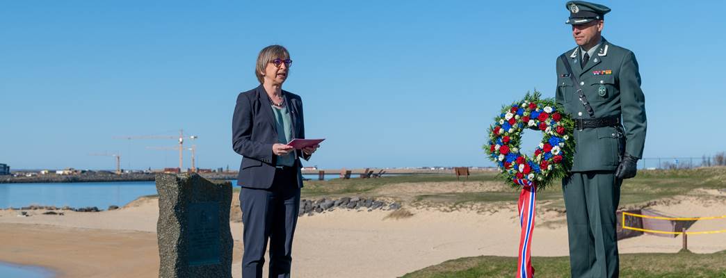 Ambassadør Norheim og oberstløytnant Øby - Foto:Ambassaden/Evensen