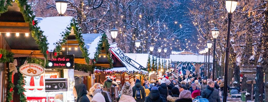 Christmas market in Oslo  - Photo:Fredrik Ahlsen - Maverix Media AS