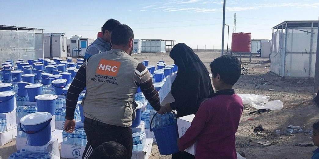 Thousands-of-civilians-flee-Anbar2