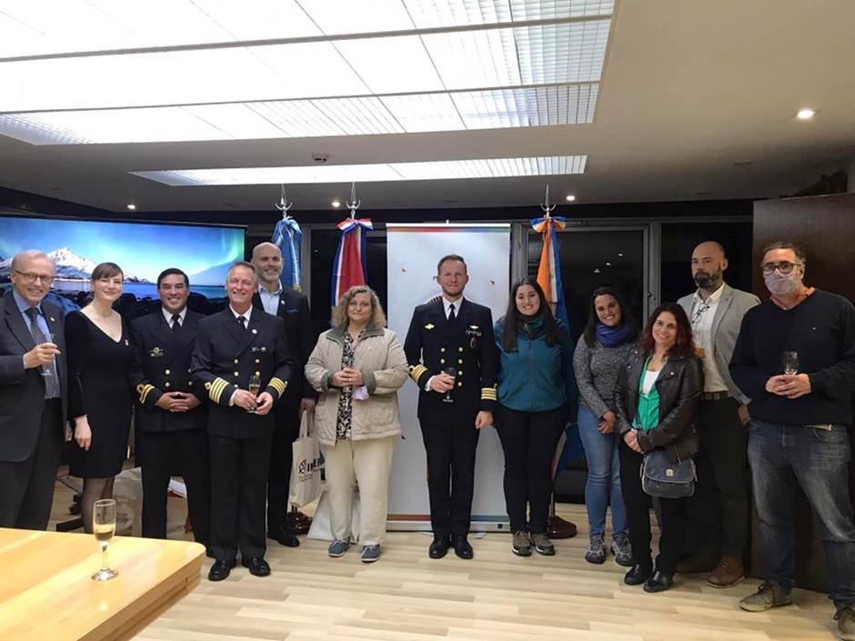 Recepción de bienvenida del Statsraad Lehmkuhl a Ushuaia en la Goberncaión de la Provncia.