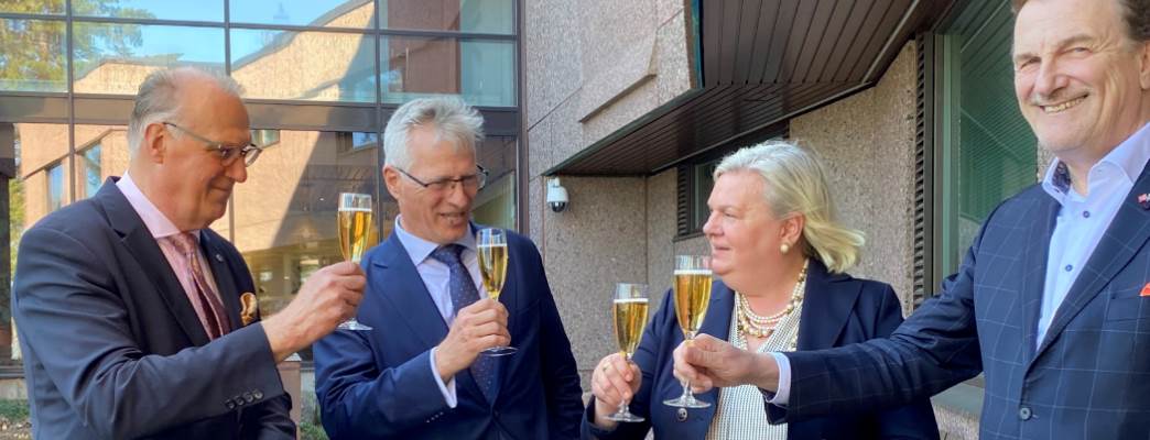 Norjan konsuleita Hanasaaressa - Kuva:MFA
