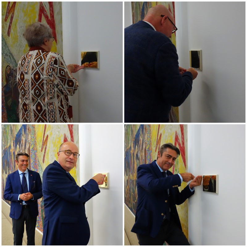 'The Dream of Peace' was finally accompanied by a plaque. Top left: Torild Skard, family friend of Sørensen. Top right: Svein Olav Hoff, renowned art historian. Bottom left: Hans Brattskar, Ambassador. Bottom right: Fransesco Pisano, Director of the UN Library. Photos: Permanent Mission of Norway / Anette B. Wig  
