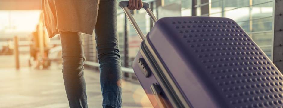 suitcase travel - Photo: 