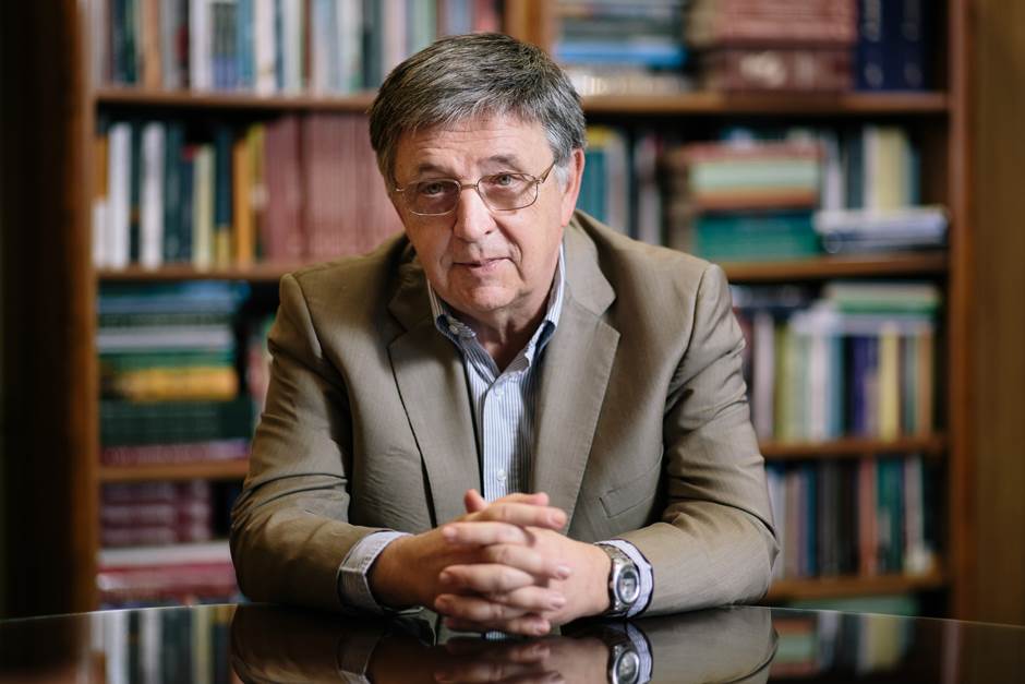 The Abel Prize Laureate 2021 László Lovász